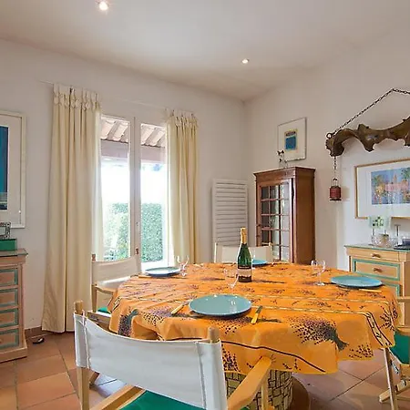 Feriehus Bormes-les-mimosas Sleeps 8 Pool Wifi *